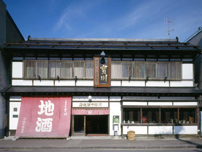 小樽市色内町にある田中酒造株式会社の本店は、1993年に小樽の指定文化財に指定