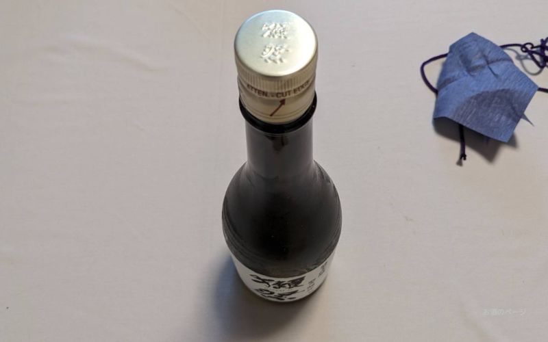 獺祭 純米大吟醸 磨き二割三分（720ml）のキャップ2