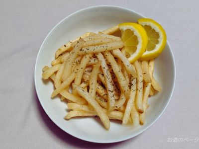 獺祭 純米大吟醸45 にごりスパークリングに合わせたフライドポテト